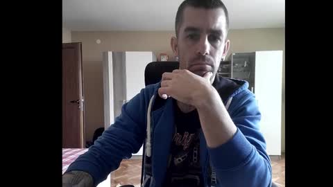 Runaway online show from 02-10-26, 08:29