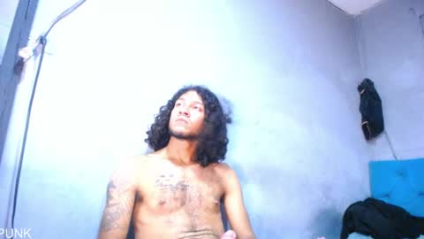Snapshot of blue_morningstar chatting on 05-18-26, 01:24 bunbury online show from 05-18-26, 01:24