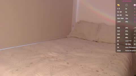 Snapshot of blue_nebula chatting on 01-14-25, 10:23 Blue online show from 01-14-25, 10:23