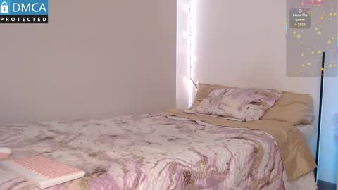 Snapshot of blue_nebula chatting on 12-03-25, 01:31 Blue online show from 12-03-25, 01:31