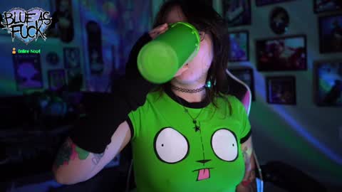 Blue online show from 12-13-24, 01:37