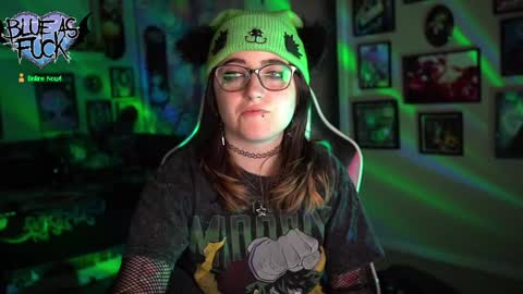 Blue online show from 01-05-25, 02:38