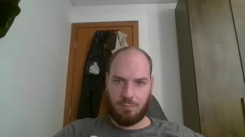 Blue online show from 02-05-25, 02:37