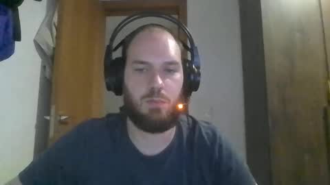 Blue online show from 02-28-25, 10:06