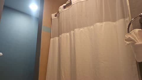 Snapshot of bluecollarfck chatting on 12-24-24, 04:51 Dominick Wyte online show from 12-24-24, 04:51