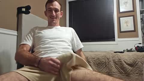 Snapshot of bluecollarfck chatting on 01-07-25, 07:10 Dominick Wyte online show from 01-07-25, 07:10