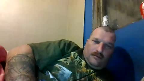 bluedemoneyes1986 online show from 03-12-25, 01:47