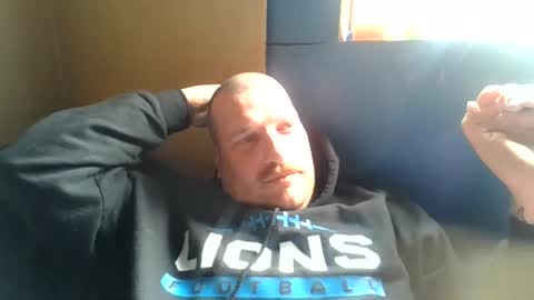 bluedemoneyes1986 online show from 03-12-25, 04:24