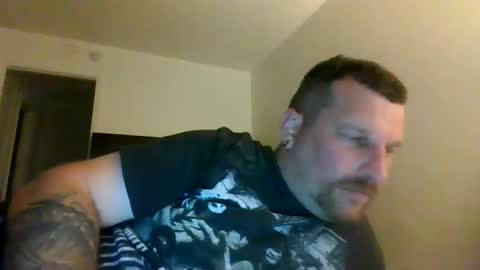 bluedemoneyes1986 online show from 09-17-25, 02:24