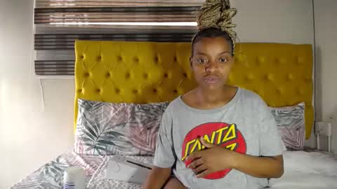 Tee online show from 02-24-25, 04:38