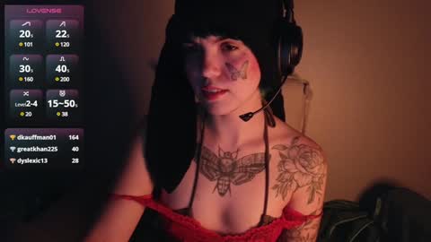 Blue online show from 12-06-24, 05:42