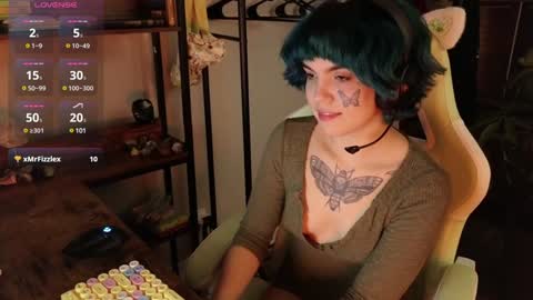 Blue online show from 12-13-24, 04:43