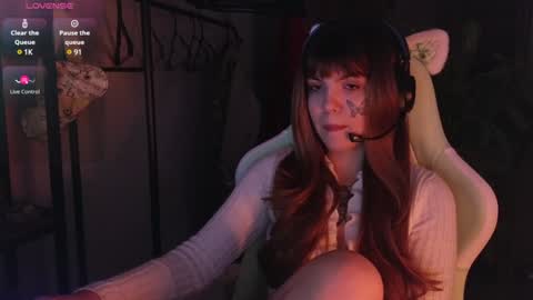 Blue online show from 12-25-24, 05:48