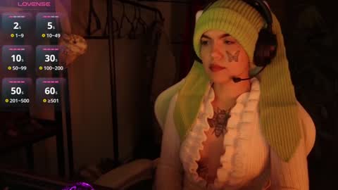 Blue online show from 12-26-24, 12:59