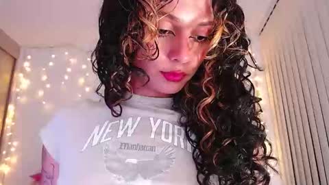 Im Abril .. Nice to meet you  thumb up me please its important  INDEPENDENT MODEL online show from 04-28-26, 02:10
