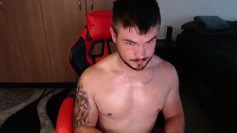 blueeyeboy0 online show from 01-28-25, 03:57