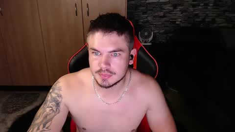 blueeyeboy0 online show from 02-10-25, 10:30