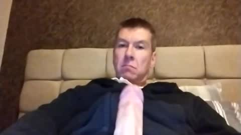 Snapshot of blueeyesteele chatting on 10-15-25, 07:25 blueeyesteele online show from 10-15-25, 07:25