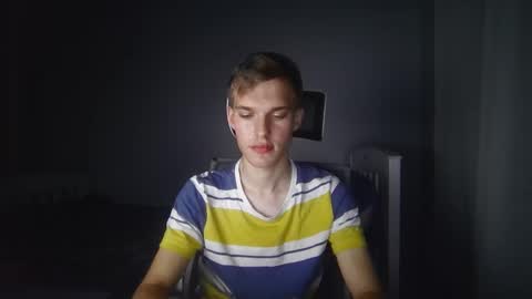 Snapshot of bluegaze6227724 chatting on 11-27-25, 11:12 bluegaze6227724 online show from 11-27-25, 11:12