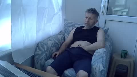 Snapshot of bluehot59 chatting on 04-05-26, 04:26 blue online show from 04-05-26, 04:26
