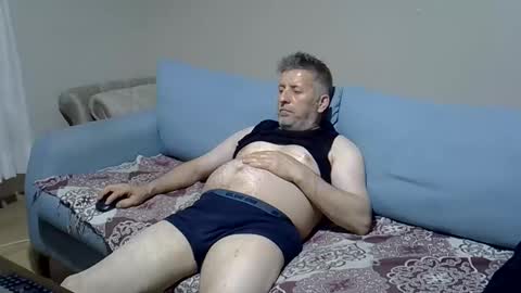 Snapshot of bluehot59 chatting on 06-04-26, 06:47 blue online show from 06-04-26, 06:47