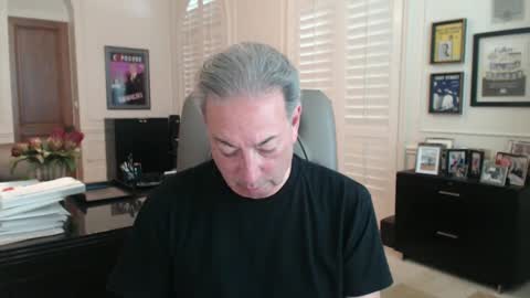 Snapshot of blueisles chatting on 12-29-24, 03:24 blueisles online show from 12-29-24, 03:24