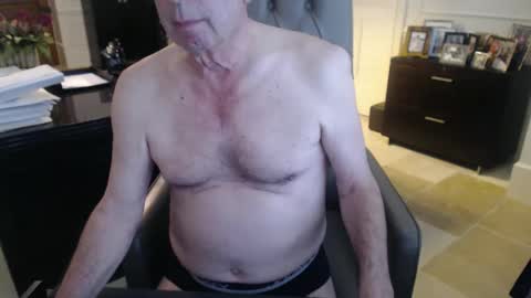 Snapshot of blueisles chatting on 01-08-25, 09:34 blueisles online show from 01-08-25, 09:34