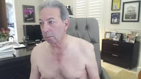 Snapshot of blueisles chatting on 02-02-25, 05:04 blueisles online show from 02-02-25, 05:04