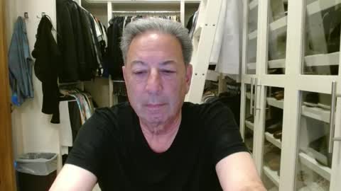 Snapshot of blueisles chatting on 02-09-25, 03:11 blueisles online show from 02-09-25, 03:11