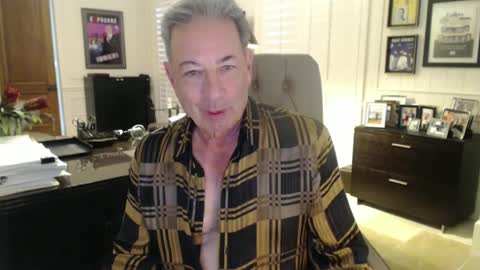 Snapshot of blueisles chatting on 10-05-25, 09:34 blueisles online show from 10-05-25, 09:34