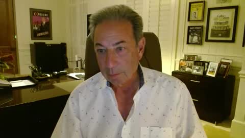 Snapshot of blueisles chatting on 12-04-25, 01:26 blueisles online show from 12-04-25, 01:26