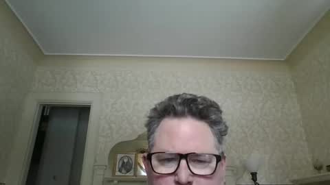 Snapshot of bluemoose70 chatting on 01-04-25, 06:51 bluemoose70 online show from 01-04-25, 06:51