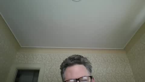 Snapshot of bluemoose70 chatting on 01-06-25, 03:19 bluemoose70 online show from 01-06-25, 03:19