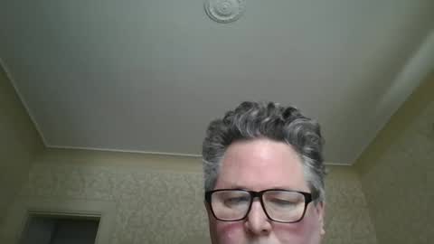 Snapshot of bluemoose70 chatting on 02-25-25, 05:04 bluemoose70 online show from 02-25-25, 05:04