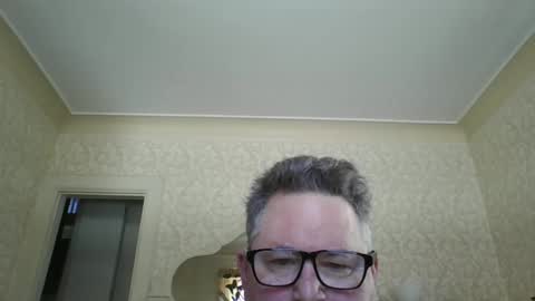 Snapshot of bluemoose70 chatting on 03-02-25, 04:53 bluemoose70 online show from 03-02-25, 04:53