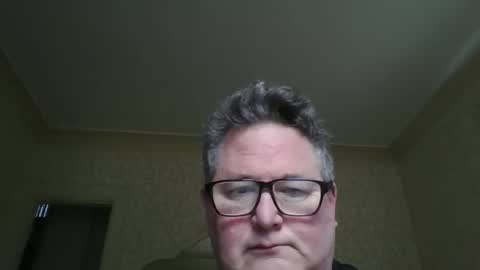 Snapshot of bluemoose70 chatting on 09-24-25, 03:26 bluemoose70 online show from 09-24-25, 03:26