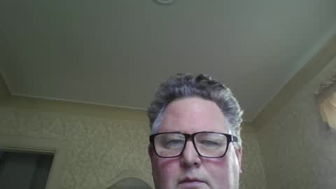 Snapshot of bluemoose70 chatting on 10-26-25, 04:46 bluemoose70 online show from 10-26-25, 04:46