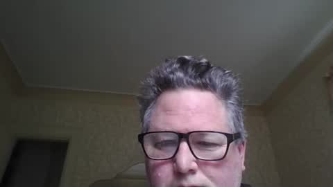 Snapshot of bluemoose70 chatting on 10-30-25, 04:30 bluemoose70 online show from 10-30-25, 04:30