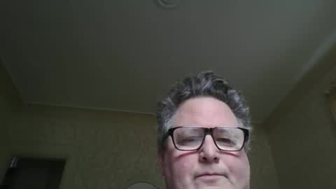 Snapshot of bluemoose70 chatting on 11-01-25, 05:26 bluemoose70 online show from 11-01-25, 05:26