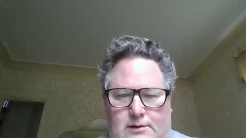 Snapshot of bluemoose70 chatting on 11-06-25, 05:47 bluemoose70 online show from 11-06-25, 05:47