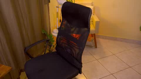 FLORAA online show from 02-14-26, 09:22