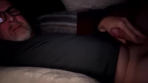 Snapshot of bluesinspired chatting on 10-27-25, 05:22 Bluesinspired online show from 10-27-25, 05:22