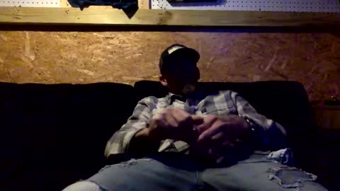 Blueyedbama33 online show from 01-01-25, 03:35