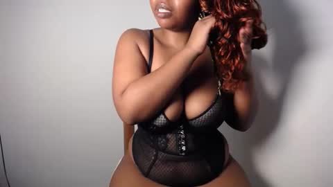 Snapshot of blueyivy chatting on 05-31-26, 02:13 Babygirl online show from 05-31-26, 02:13
