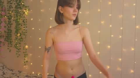 Snapshot of blush_and_breathe chatting on 05-16-26, 06:43 blush_and_breathe online show from 05-16-26, 06:43