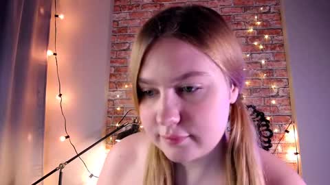 Ellie3 online show from 12-11-24, 04:31