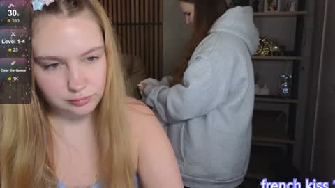 Ellie3 online show from 12-15-24, 03:20