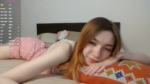 Snapshot of blush_lover chatting on 10-23-25, 10:36 Kate online show from 10-23-25, 10:36