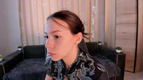 Dolores online show from 09-12-25, 06:13