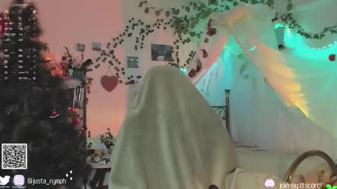 Snapshot of blushing_nymph chatting on 12-08-24, 04:04   Im Nym  Justa nymph on twitter and IG online show from 12-08-24, 04:04